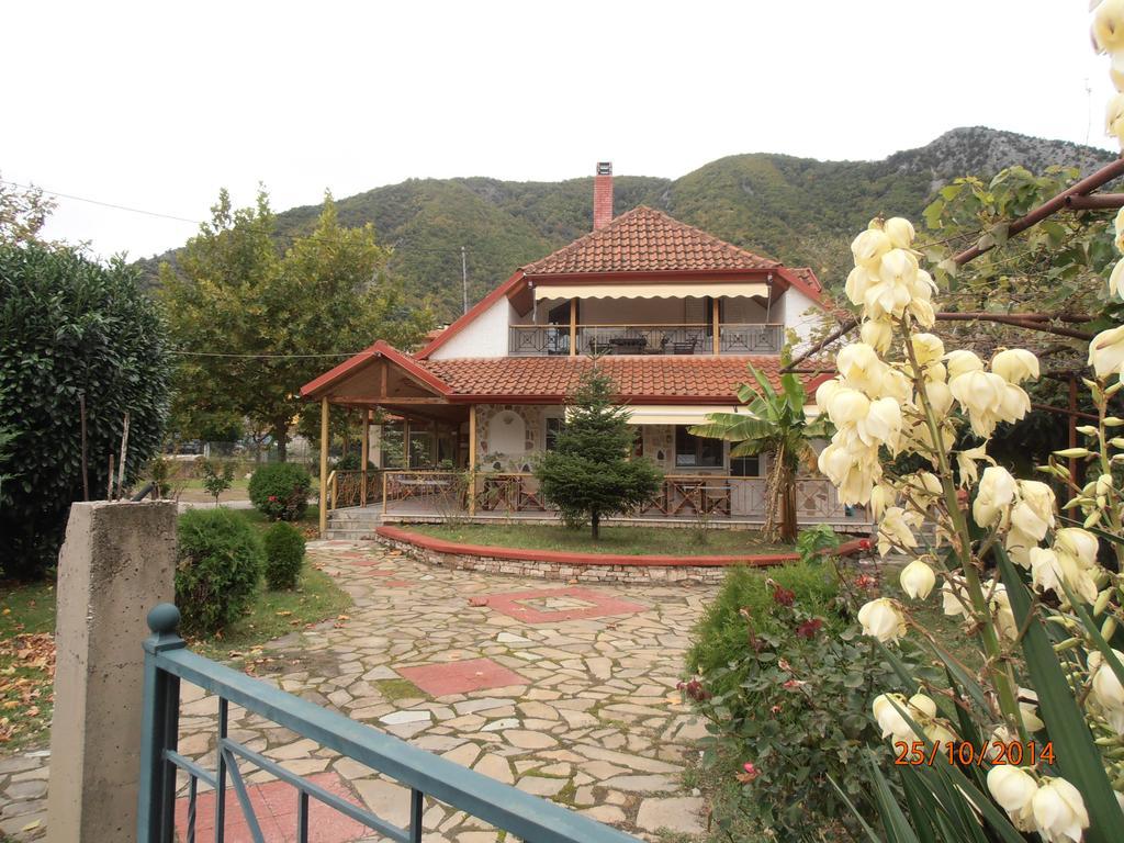 Guesthouse Agnandi Káto Loutrákion Cameră foto